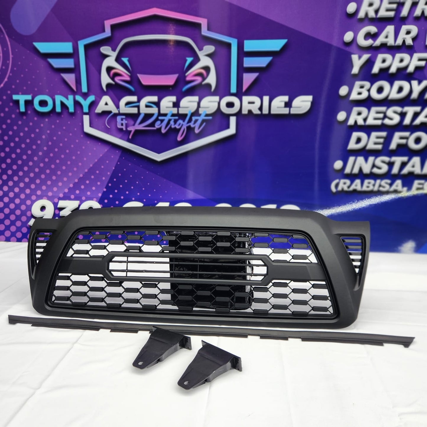 Tacoma 2005-2011 front grille TRD w/o lights