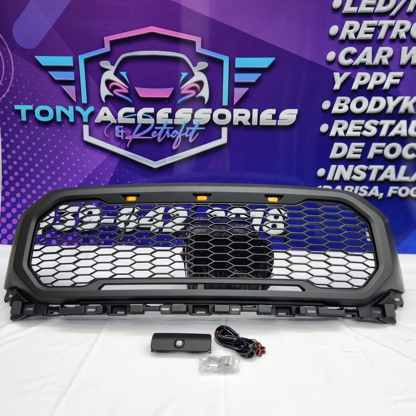 Ford F150 2021-23 front grille (Raptor style) w/lights
