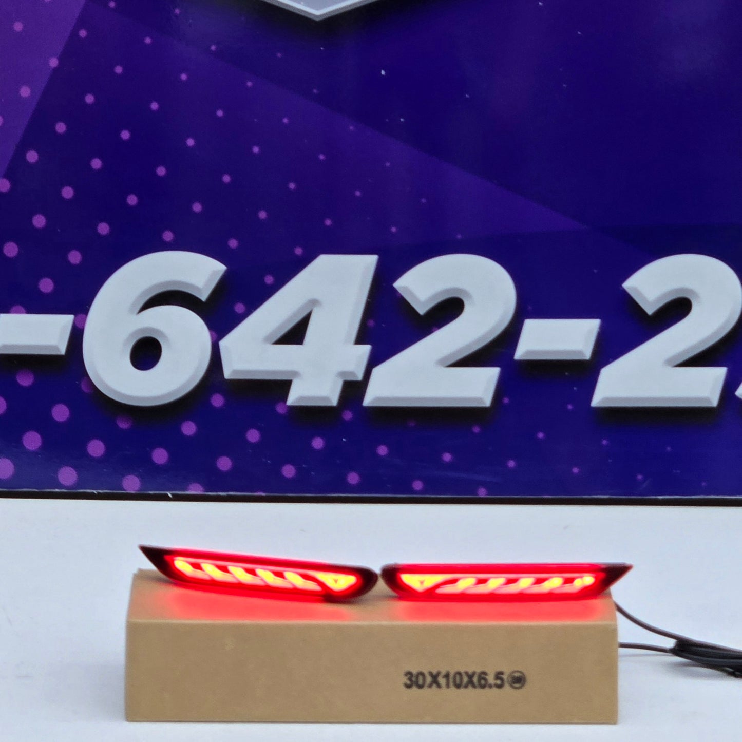 Mitsubishi Outlander Sport/RVS/ ASX 2020+ rear bumper LED reflector