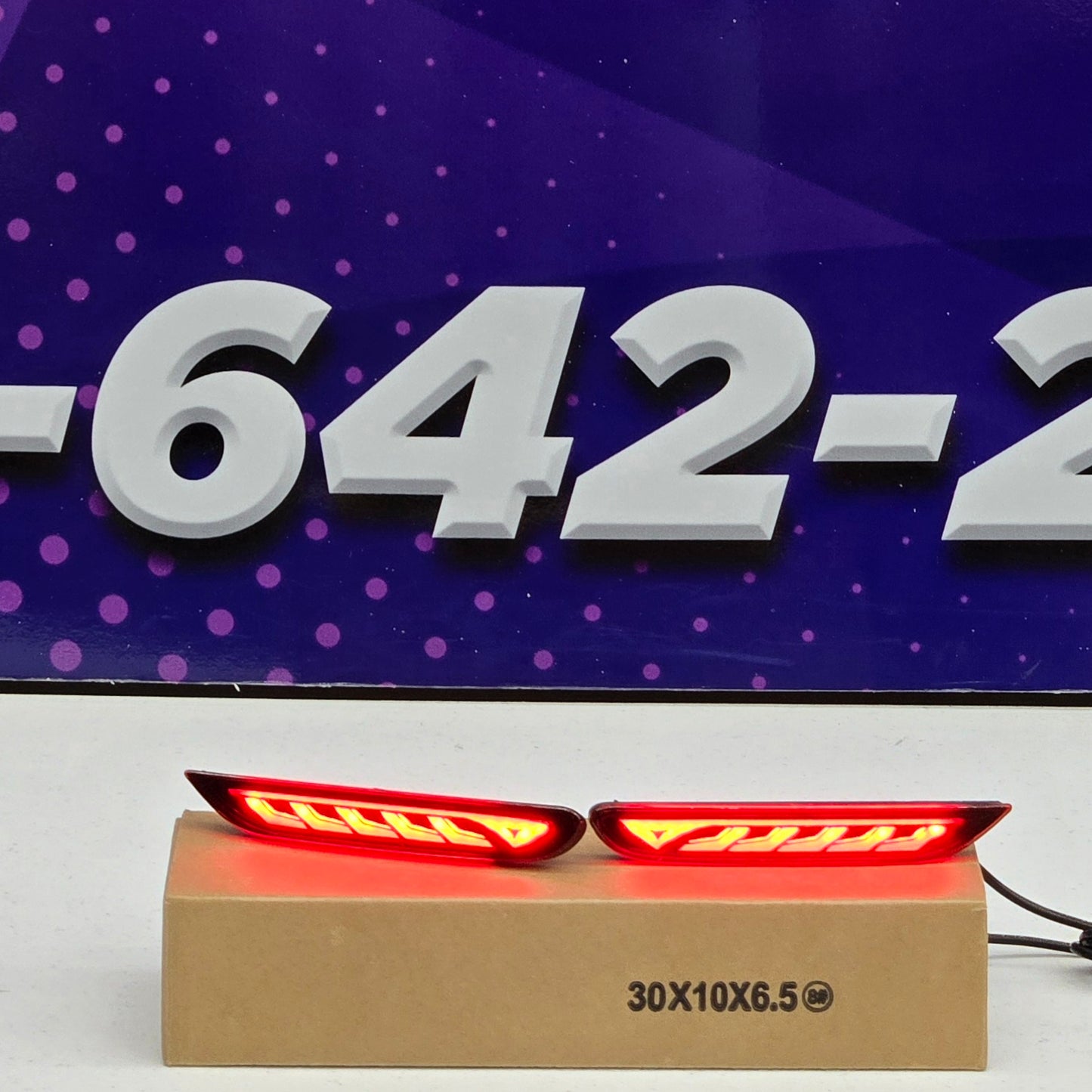 Mitsubishi Outlander Sport/RVS/ ASX 2020+ rear bumper LED reflector